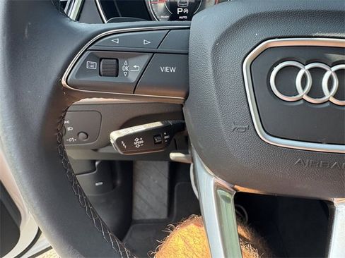 Certified 2025 Audi Q5 2.0T Premium w/ Convenience Plus Package image 23