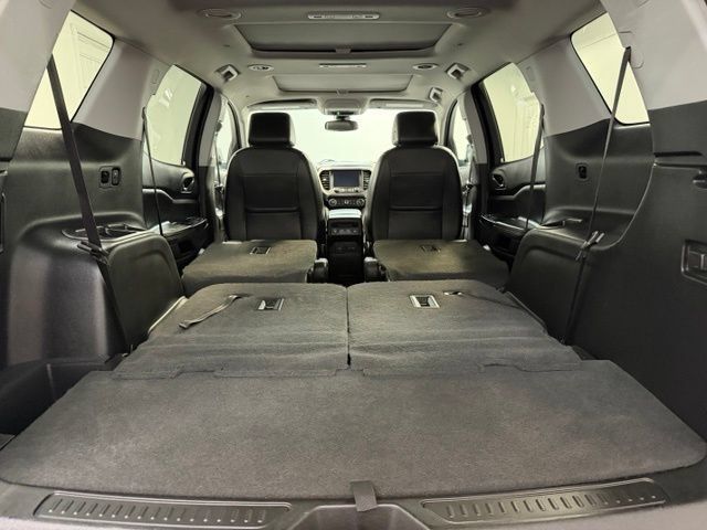 Used 2023 GMC Acadia AT4 w/ GMC Pro Grade Package AWD/4WD image 38
