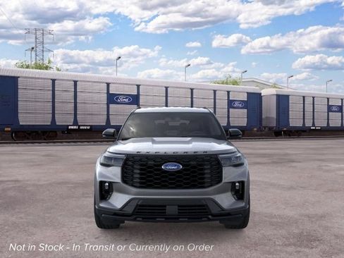 New 2026 Ford Explorer ST-Line w/ ST-Line Street Pack AWD/4WD image 7