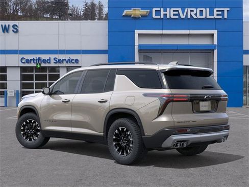 New 2026 Chevrolet Traverse Z71 w/ Enhanced Driving Package image 3