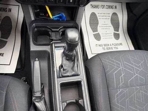 Used 2017 Toyota Tacoma TRD Off-Road image 21