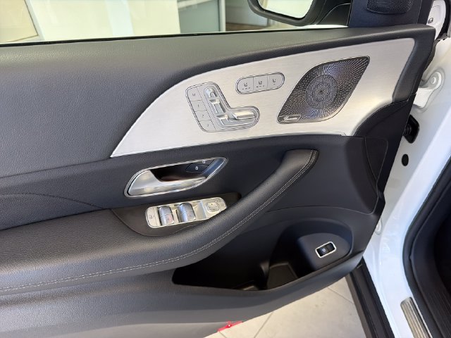 Used 2026 Mercedes-Benz GLE 350 4MATIC image 12