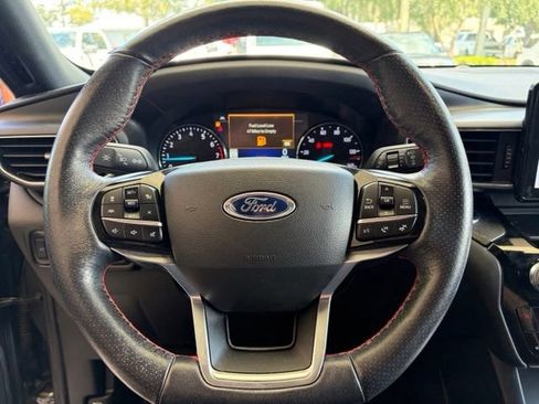 Used 2023 Ford Explorer ST-Line w/ Class IV Trailer Tow Package RWD image 23