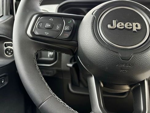 New 2026 Jeep Gladiator Willys AWD/4WD image 33