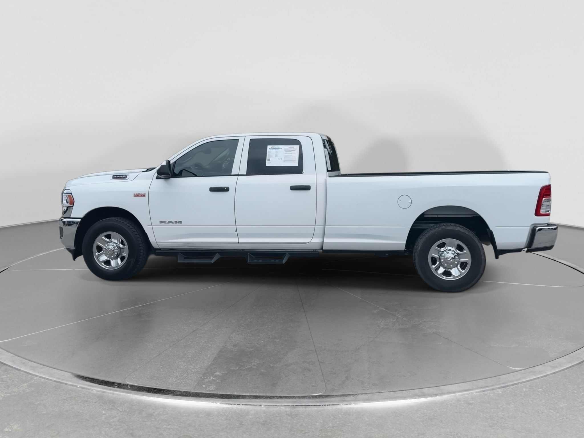 Used 2020 RAM 2500 Tradesman w/ Chrome Appearance Group RWD image 5