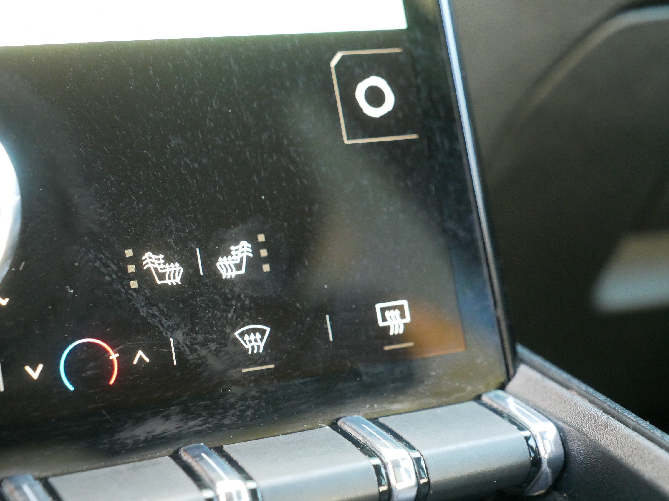 Used 2025 GMC Terrain Elevation AWD/4WD image 32