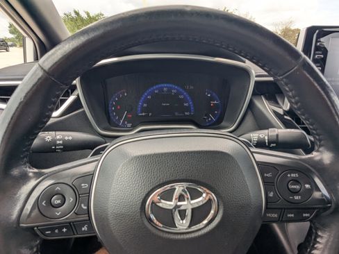 Used 2021 Toyota Corolla XSE FWD image 31