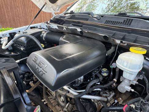 Used 2018 RAM 1500 Tradesman w/ Popular Equipment Group AWD/4WD image 30
