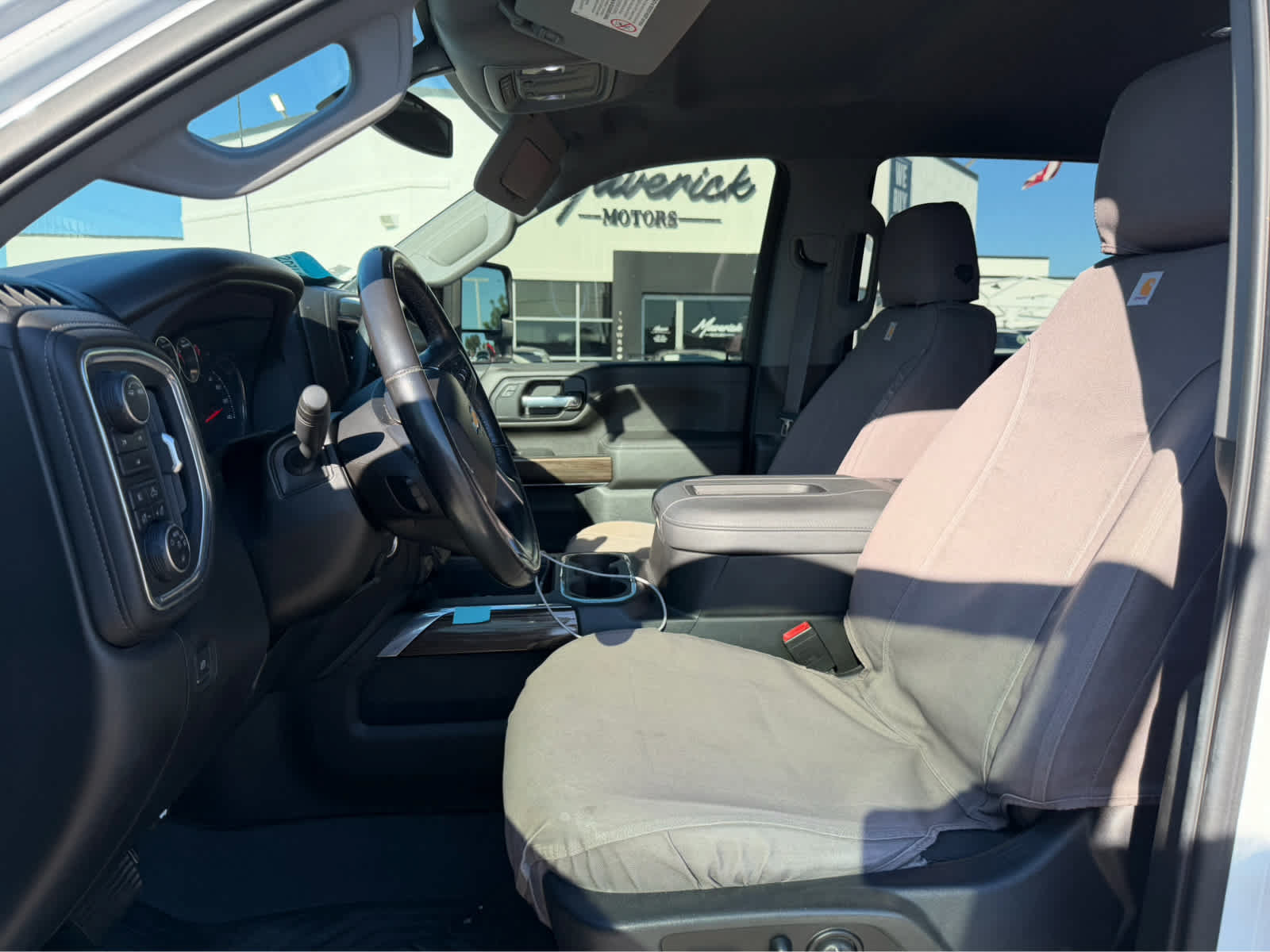 Used 2021 Chevrolet Silverado 2500 LT w/ Texas Edition AWD/4WD image 5