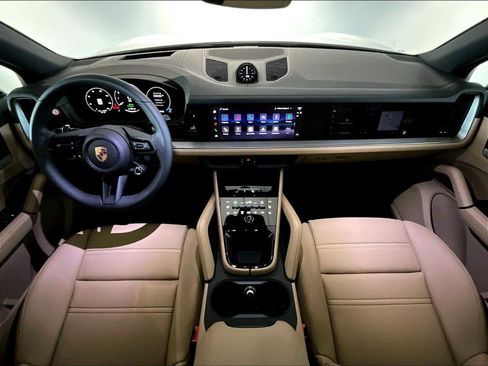 New 2026 Porsche Cayenne E-Hybrid AWD/4WD image 14