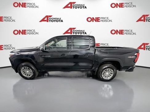 Used 2023 Chevrolet Colorado LT w/ LT Convenience Package II AWD/4WD image 4