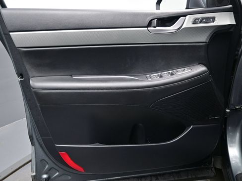 Certified 2023 Hyundai Palisade SEL w/ Winter Package AWD/4WD image 9