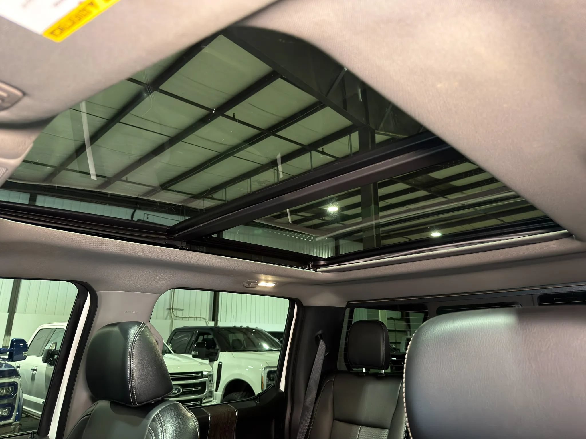 Used 2021 Ford F350 Lariat AWD/4WD image 26