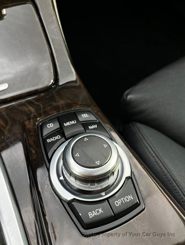 Used 2011 BMW 550i Sedan RWD image 25