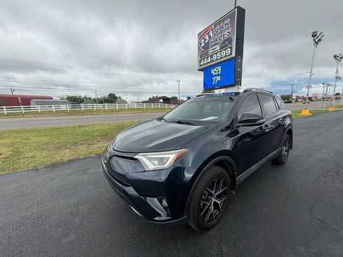 Used 2018 Toyota RAV4 SE w/ Power Extra Value Package AWD/4WD image 8