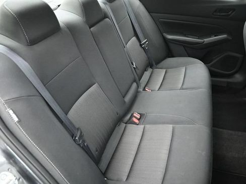 Used 2025 Nissan Altima 2.5 SV FWD image 47