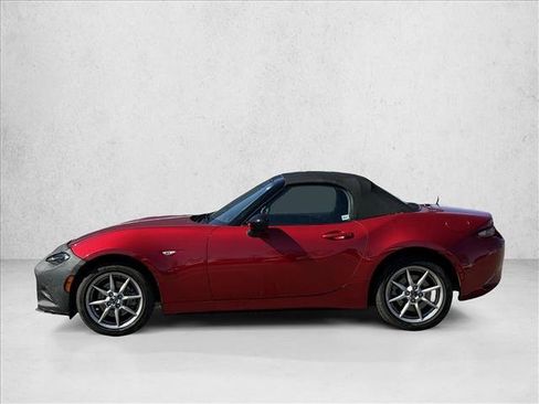 Used 2017 MAZDA MX-5 Miata Sport image 8