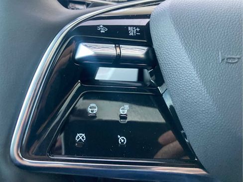 Used 2025 Cadillac Optiq Sport 1 w/ LPO, Floor Liner Package image 22