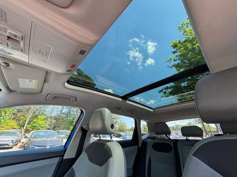 Used 2022 Volkswagen Taos SE AWD/4WD image 30