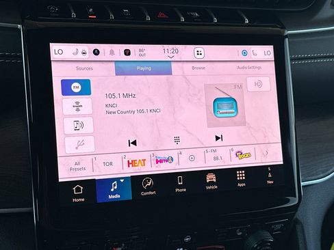 New 2025 Jeep Grand Cherokee Limited w/ Black Appearance Package image 17