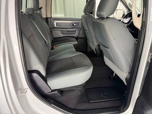 Used 2018 RAM 3500 SLT AWD/4WD image 8