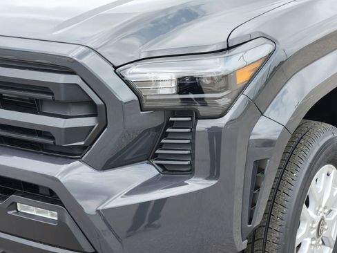 New 2026 Toyota Tacoma SR5 RWD image 10
