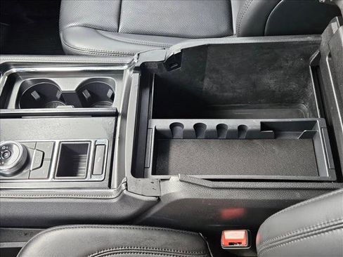 Used 2022 Ford Expedition Max XLT image 15