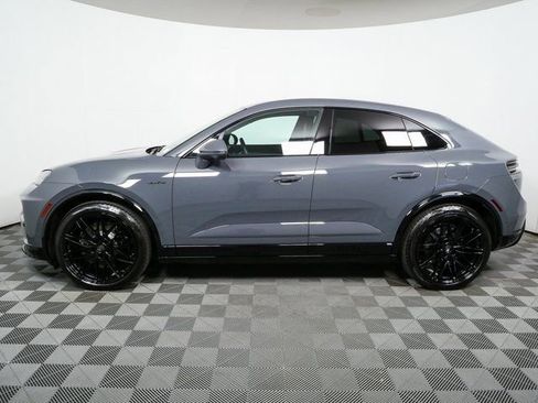 New 2026 Porsche Macan Turbo Electric image 2