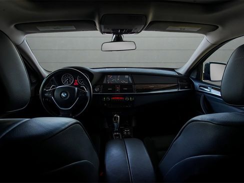 Used 2013 BMW X6 xDrive35i image 24