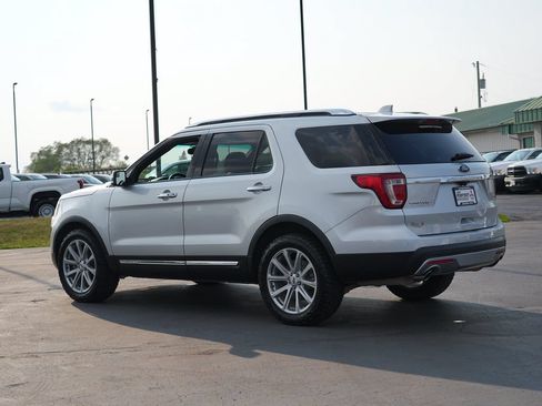 Used 2016 Ford Explorer Limited AWD/4WD image 4