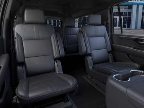 New 2026 Chevrolet Suburban RST AWD/4WD image 19