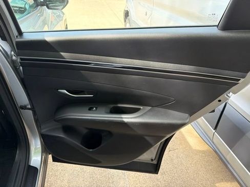 Used 2022 Hyundai Tucson SE FWD image 19