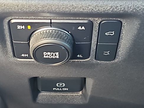 New 2026 Ford Expedition Platinum w/ Driver's Package image 28