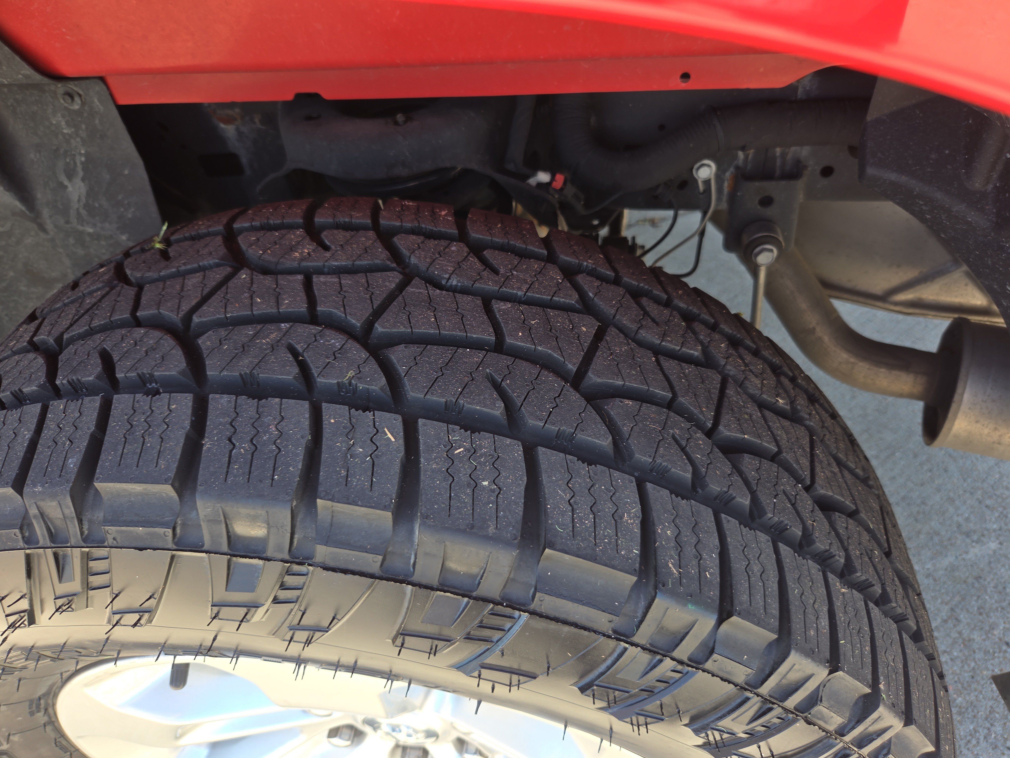 Used 2024 RAM 1500 Laramie RWD image 27