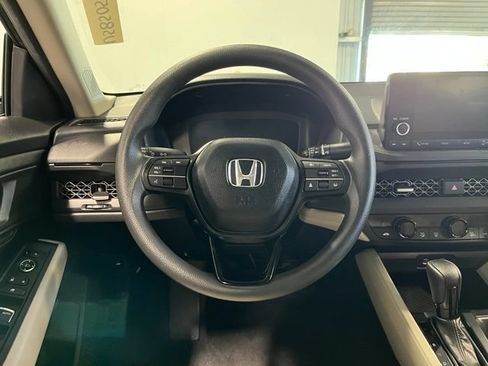 Used 2024 Honda Accord EX image 21