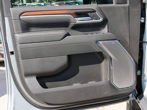 New 2026 GMC Sierra 3500 Denali w/ Technology Package image 10