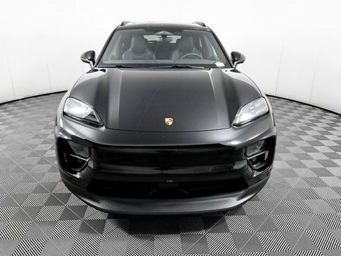 New 2025 Porsche Macan 4S Electric image 39