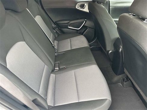 Certified 2023 Kia Soul LX image 16