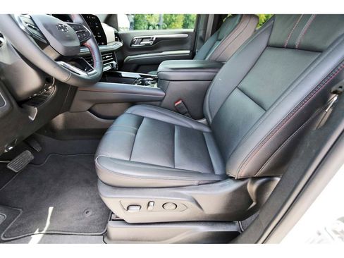 Used 2025 Chevrolet Tahoe RST w/ Comfort Package RWD image 12