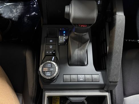 New 2025 Toyota Tacoma TRD Off-Road image 12