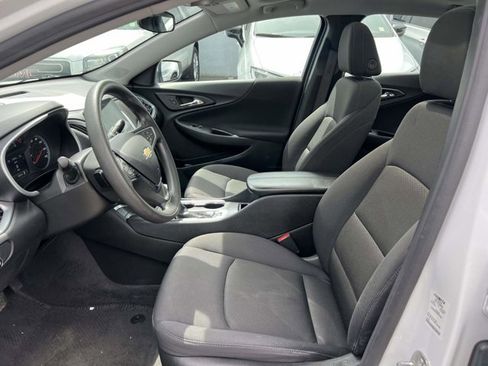 Used 2023 Chevrolet Malibu LT FWD image 15