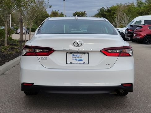 Used 2024 Toyota Camry LE image 5