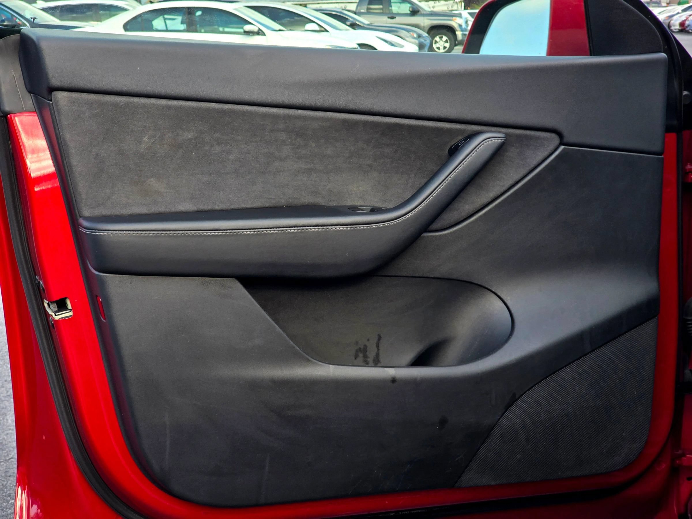 Used 2021 Tesla Model Y Long Range AWD/4WD image 21