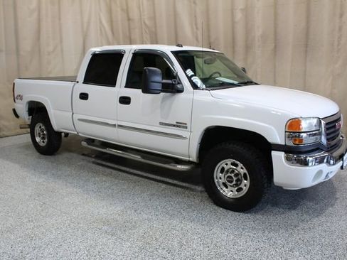 Used 2005 GMC Sierra 2500 SLT w/ Heavy-Duty Power Package image 1
