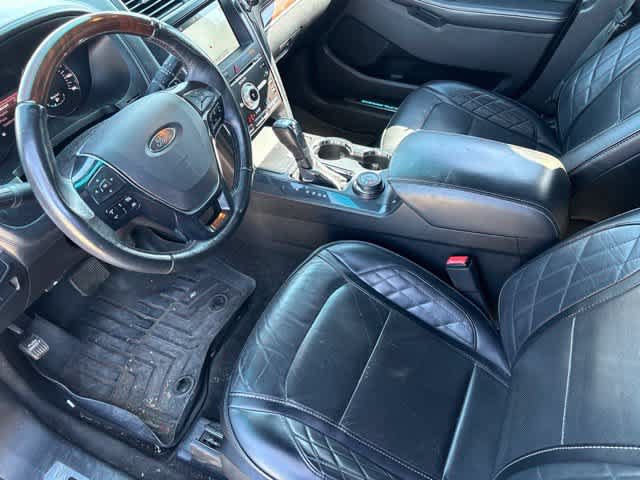 Used 2017 Ford Explorer Platinum AWD/4WD image 9