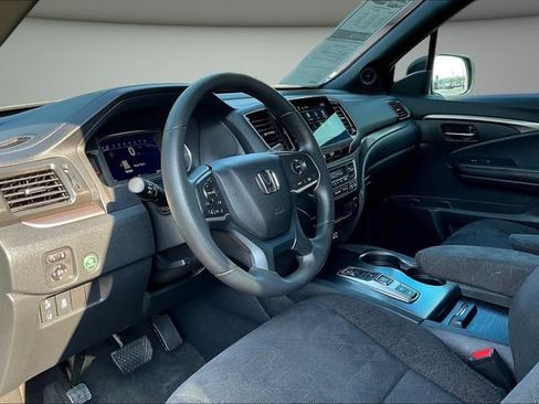 Used 2022 Honda Pilot Sport image 19
