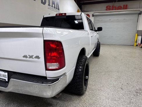 Used 2020 RAM 1500 Classic SLT image 46