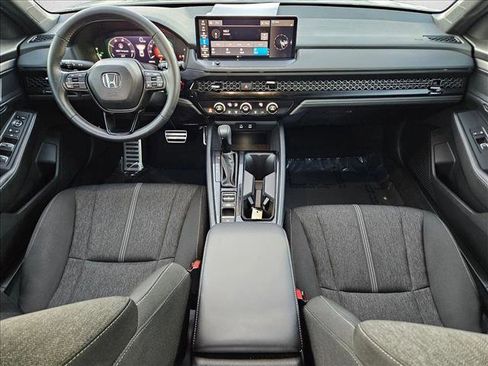 Used 2024 Honda Accord Sport image 17