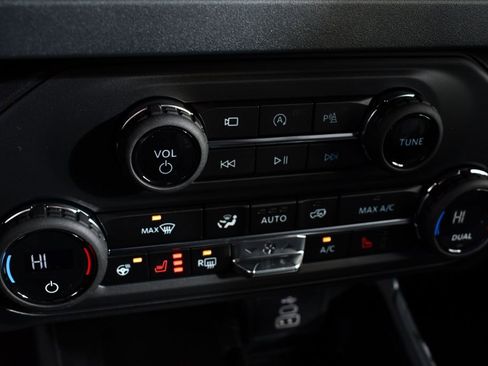 New 2026 Ford Bronco Outer Banks AWD/4WD image 29