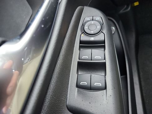 New 2026 Buick Envista Avenir image 18